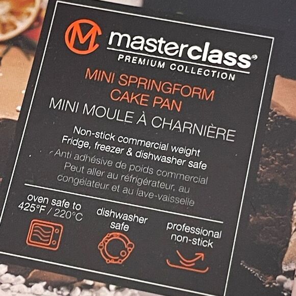 Set Of 3 MasterClass Pink Mini Cake Pans Set - Picture 3 of 7
